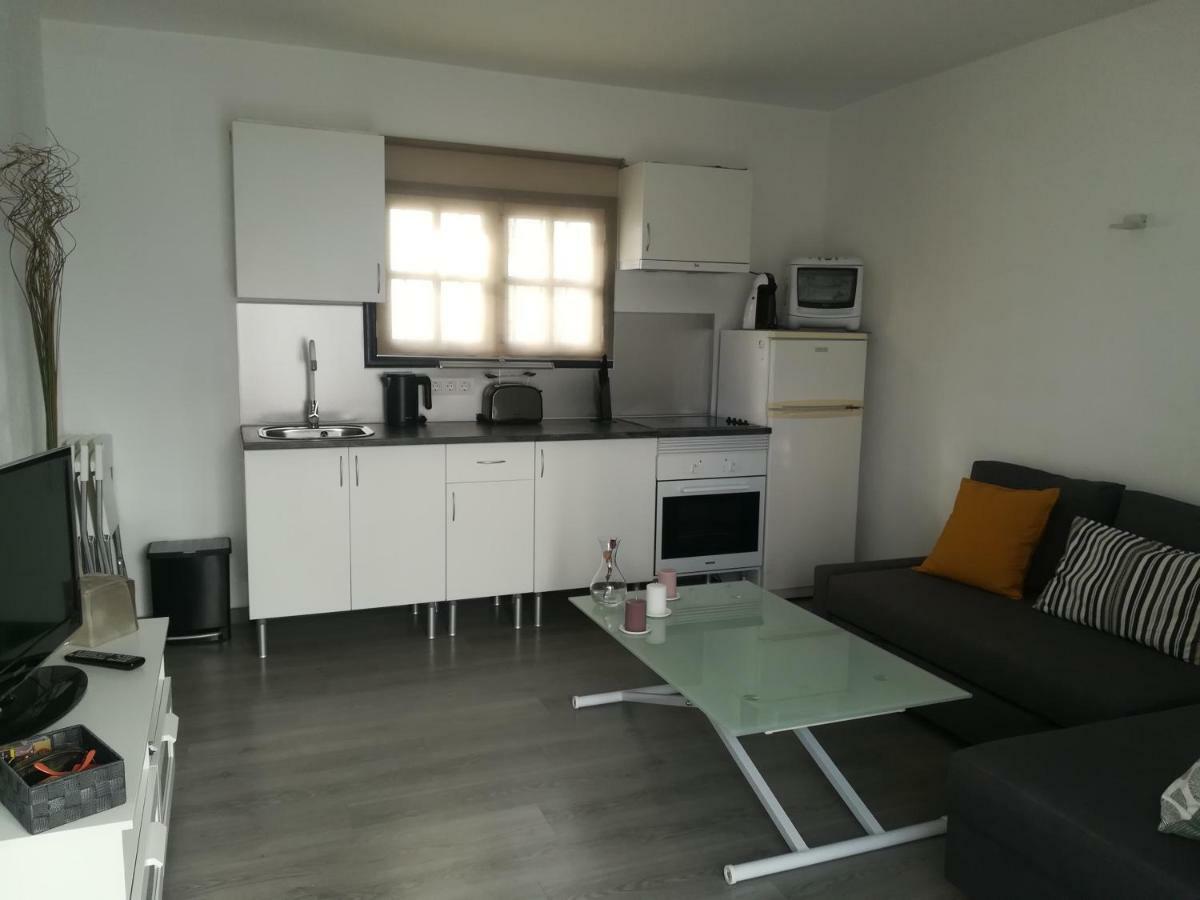 Sunny Corner Apartment بويرتو ذيل كارمين المظهر الخارجي الصورة